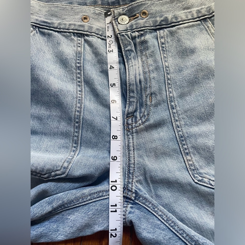 American Eagle Outfitters High-Waisted Cargo Denim Jogger Color: Blue | Size:2 - Picture 5 of 14